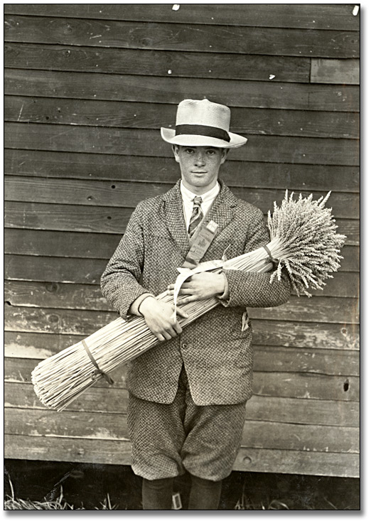 Photo: Duncan Gray, Winner, Temiskaming District, 1928