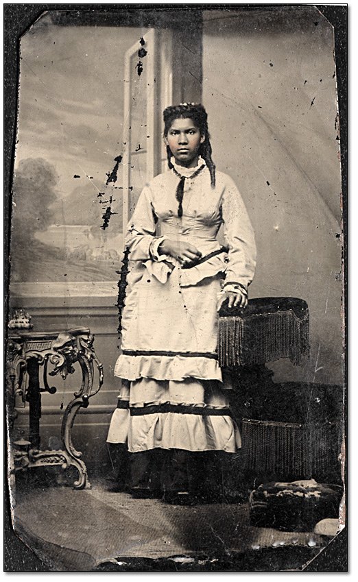 Photographie : Femme non identifiée, [vers 1890]