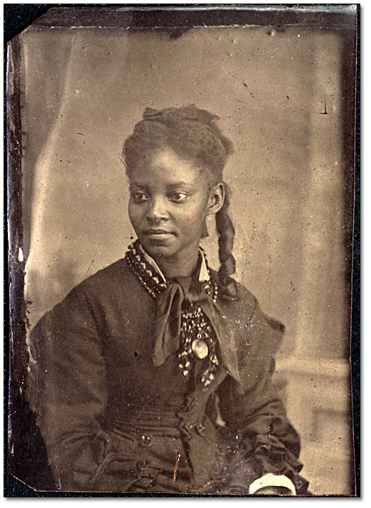 Photographie : Femme non identifiée, [vers 1890]