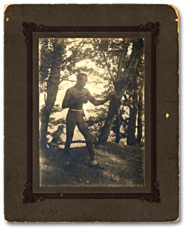 Photo: Homer Brantford, boxer, [ca. 1915]