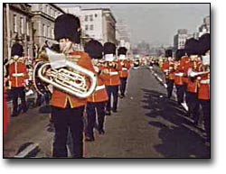 Photographie : Parade du Père Noël de 1953 - De La Salle Bugle Band