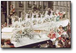 Photo: 1953 Eaton's Santa Claus Parade - Santa Claus Float