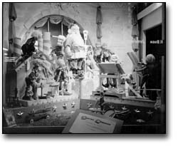 Photographie : Vitrine du Royaume des jouets du Père Noël, 1945