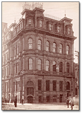 Photographie : Dominion Bank Building, S.W. Corner King and Yonge, Toronto, [vers 1890]