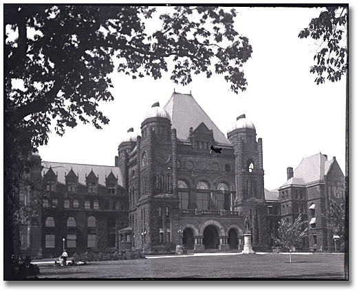 Photo: Queen's Park, the provincial Legislature, Toronto, July, 1924