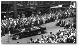 Photo: Royal couple riding in a parade in Sault Ste. Marie, 1959