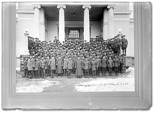 Photo: H.Q.'s staff and officers of 2d contingent, C.O.E.F., [1914]