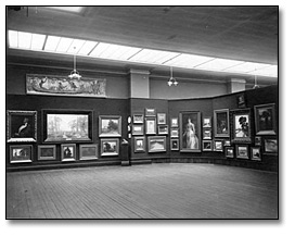 Photo: King Street West gallery, 1904 (2)