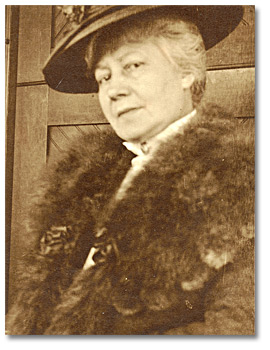 Photographie : Mary Augusta Hiester Reid, [vers 1900]