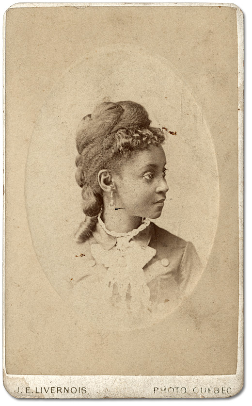 Photographie : Femme non identifiée, [vers 1875]