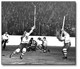 Photo: Toronto Maple Leafs player scoring goal against Detroit Red Wings, Stanley Cup Playoffs, 1942 (detail)