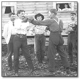 Photo: A boxing match, Fort Frances, Ontario, [ca. 1900] (detail)
