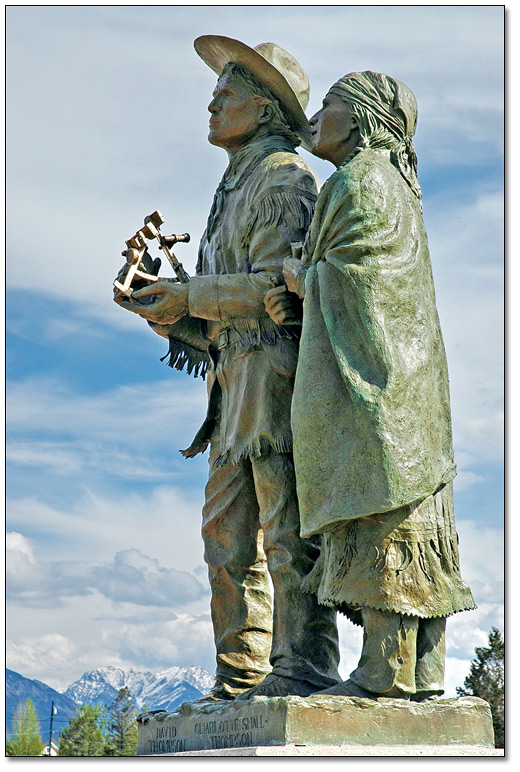 Photographie : Statue de David et Charlotte Thompson, Invermere, Colombie-Britannique