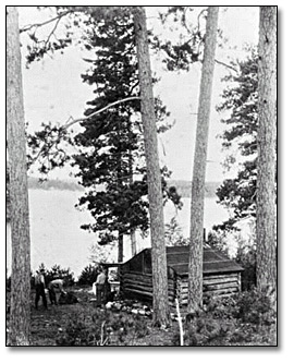 Photo: A camp scene at Quetico Park, [ca. 1920]