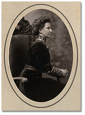 Portrait of an unidentified woman seated in a chair, [between 1900 and 1920]