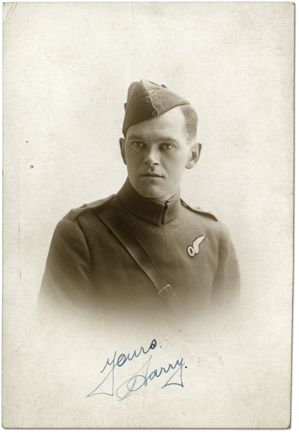 Portrait of Harry Mason wearing a Royal Canadian Air Force (RCAF) uniform with Observer pin, March 1917