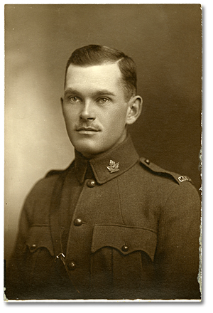 Portrait of Harry Mason in military uniform, [ca. 1914-1917]