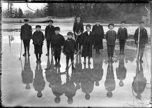 Young hockey players, Picton Harbour, January 20, 1906