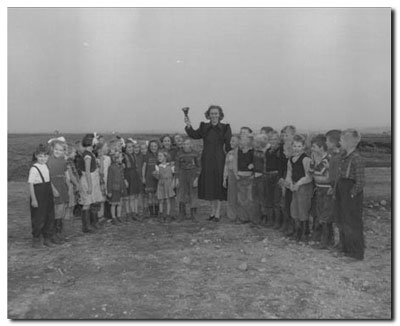 Photo de l'enseignant et les élèves , Holland Marsh,