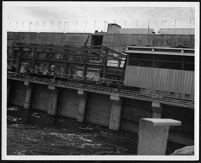 Nouveau barrage hydroélectrique, rapides Otter, M.L.A. Tour, 6 septembre 1962