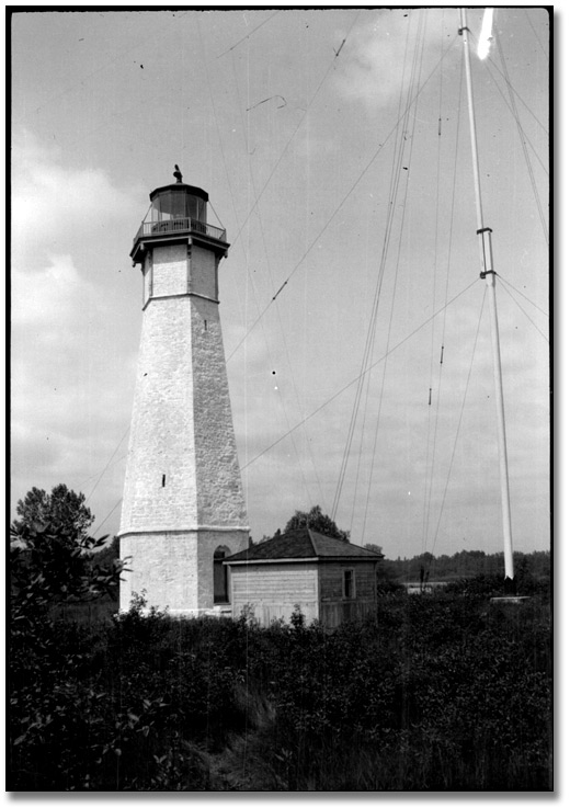 Photo: Lighthouse at Gibraltar Point, Toronto Island, [ca. 1908]