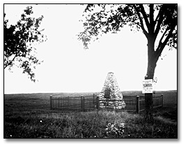 Photo: Battle of Fort George Monument, Niagara, October 1926