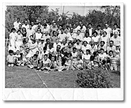 Photographie : Réunion de la famille Thomas, [vers 1950]