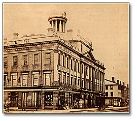 Photographie : St. Lawrence Hall, rue King, Toronto (construit sur le site de l'ancien Hôtel de Ville), 1867