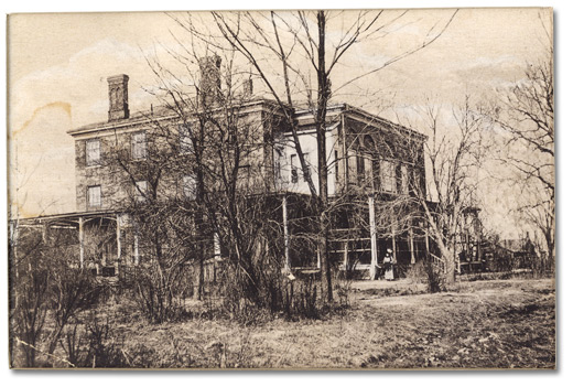 Postcard: Niagara Second Courthouse and Western Home