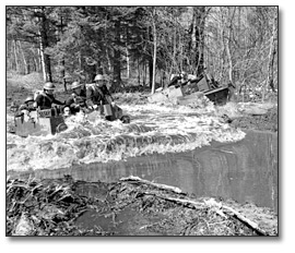 Photo: Soldiers doing exerices in the water during training, Camp Borden, 1941