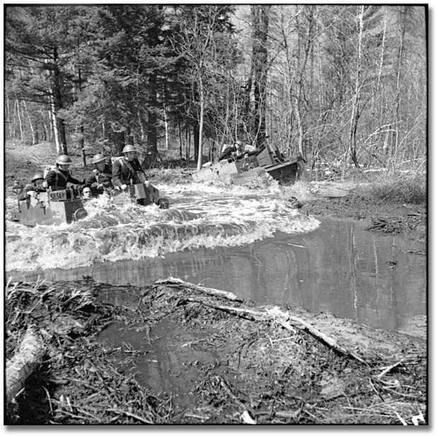 Photo: Soldiers doing exercises in the water during training, Camp Borden, 1941