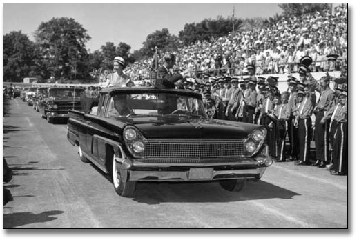 Photo: Queen Elizabeth and Prince Philip drive through Civic Stadium in Hamilton, 1959