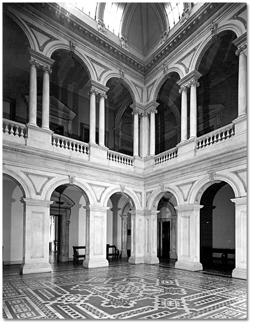 Photo: Rotunda, Osgoode Hall, [ca. 1940-1949]