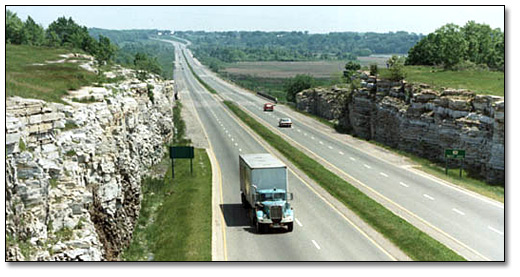 Photographie : Autoroute 401, près de Kingston, 1960-[198-?]