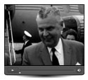 Regardez - Le premier ministre John Diefenbaker visite London et St. Mary