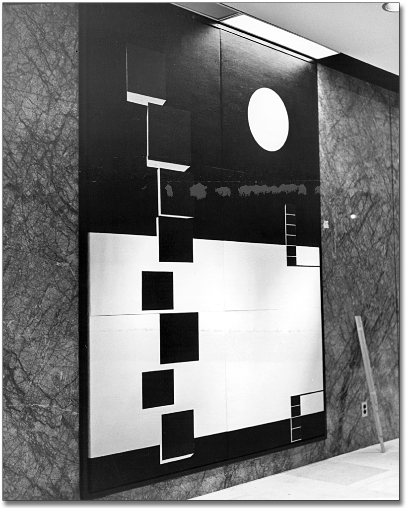 Photo: Side view of Kazuo Nakamura's Two Horizons