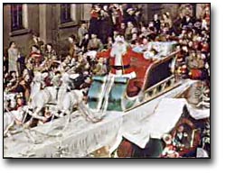 Photo: 1953 Eaton's Santa Claus Parade - Santa Clause Float