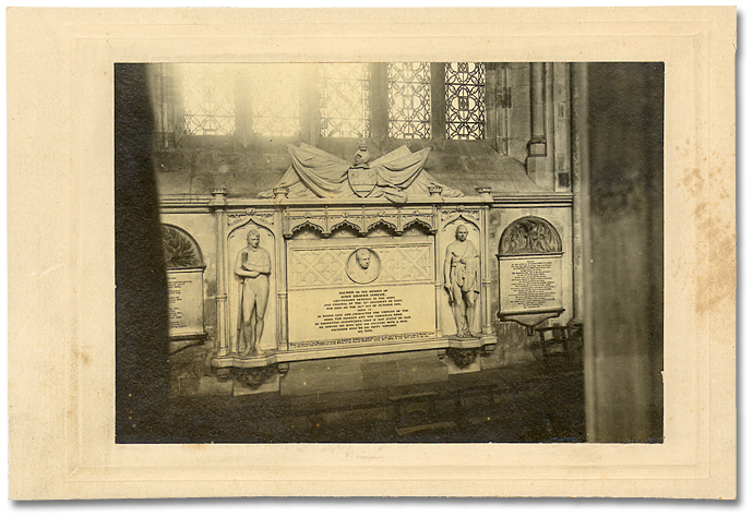 Photographie : John Graves Simcoe's Memorial Cathédrale d'Exeter, England (détail)