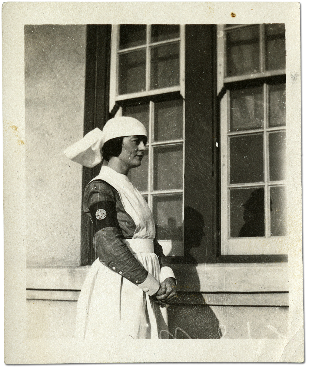 Unidentified military nurse, [ca. 1914-1918]